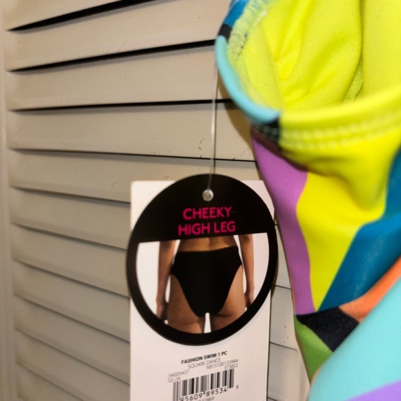 No Boundaries NWT Cheeky One Piece Swim - Picture 5 of 7